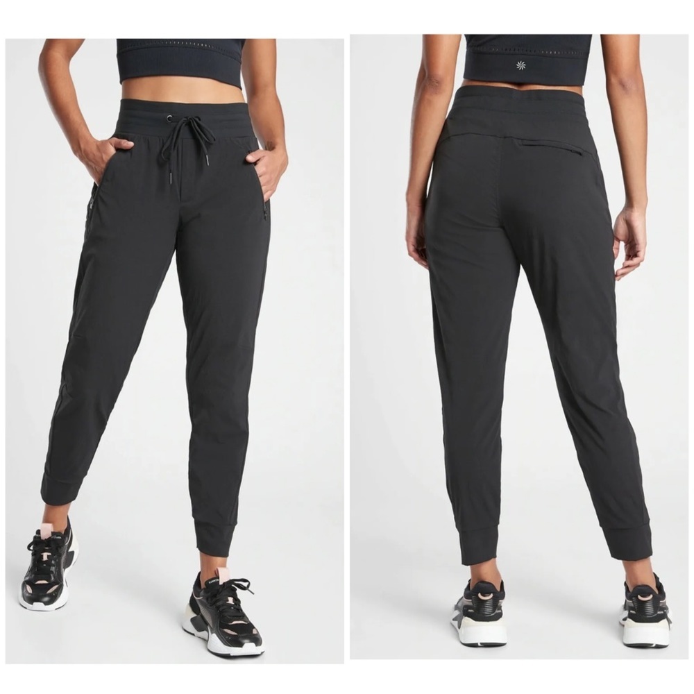 Athleta Trekkie north Joggers 14 black